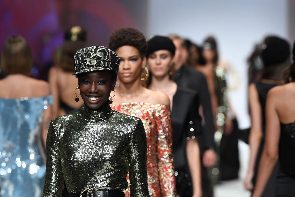 ベルリンファッションウィークに出演中のモデルたち