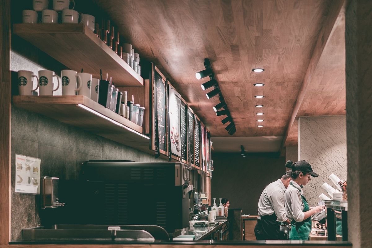 スターバックスコーヒーの店内