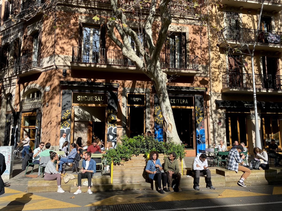 アシャンプラ地区サン・アントニの「スーパーブロック」