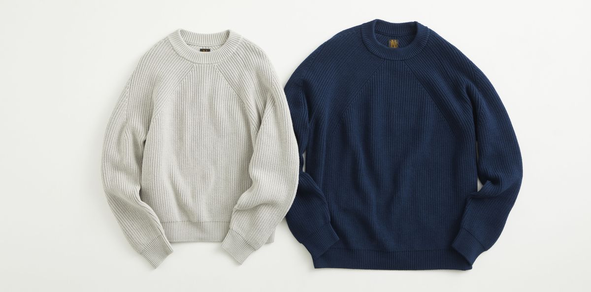 発売されるニット