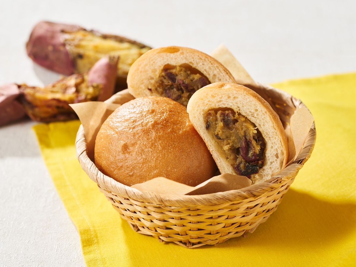 はじけちゃうおいしさ！パンク焼き芋パン