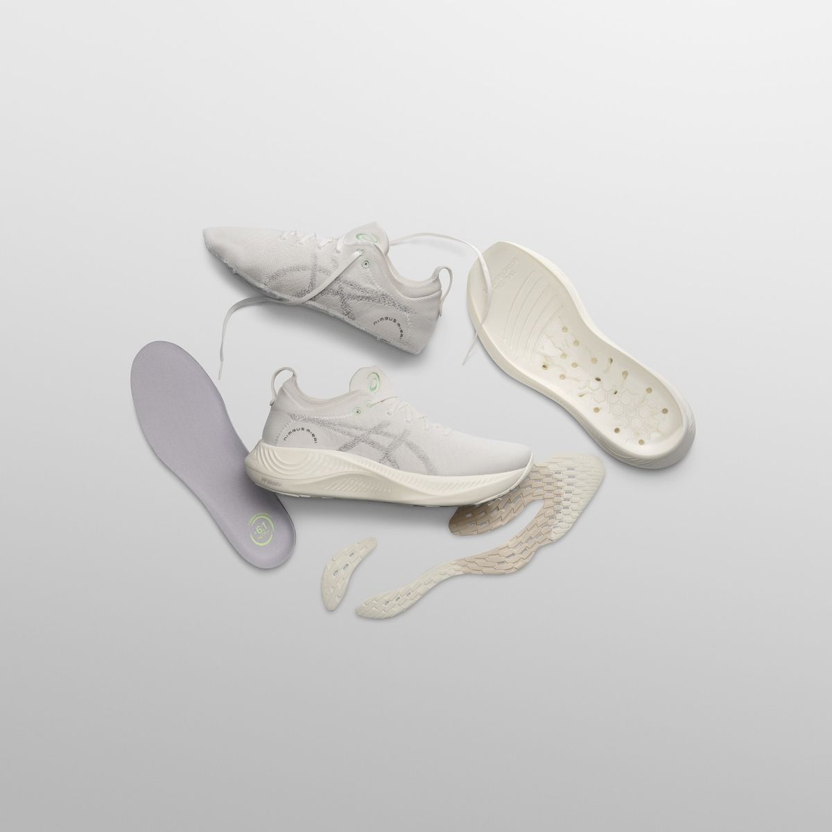 分解した「NIMBUS MIRAI」