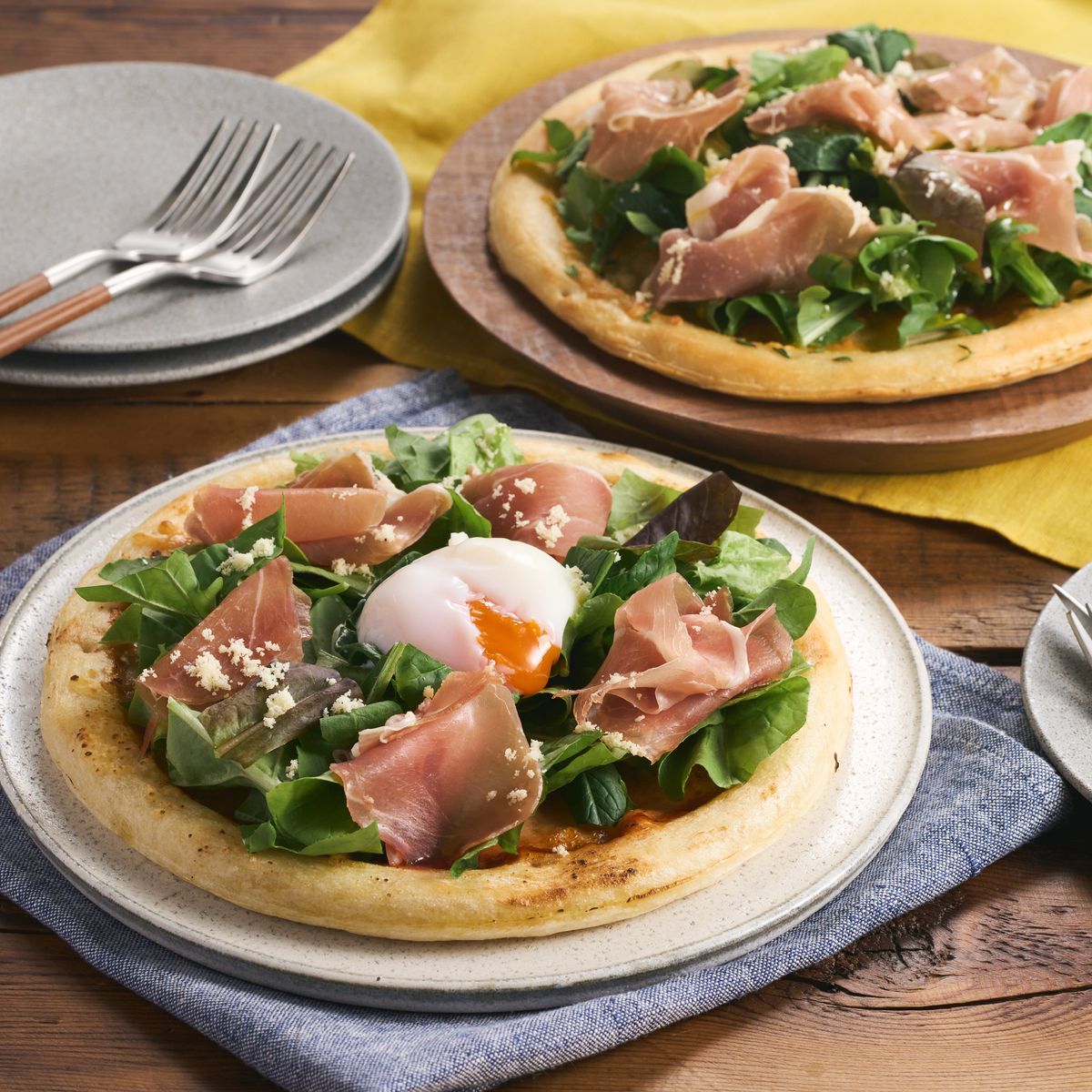 Kit Oisix 生ハムとフレッシュ野菜の２種の農場ピザ