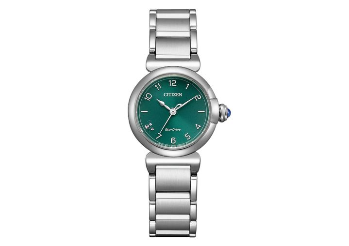 サステナブルな腕時計「CITIZEN L」からスズランモチーフの新作登場