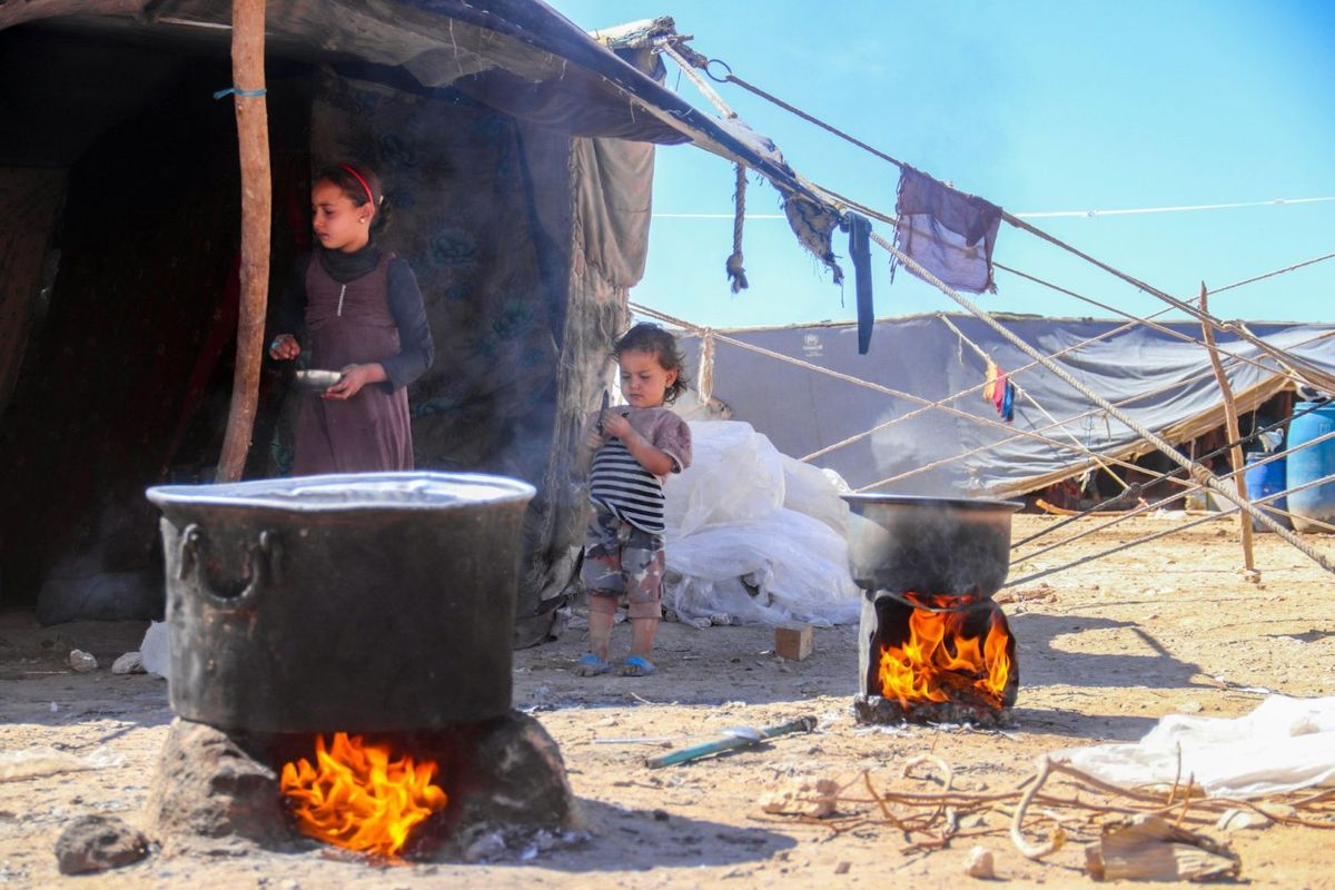 テントと子ども