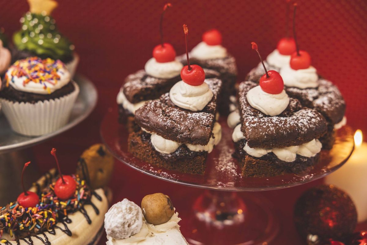 Cocoa Victoria Sandwich Cake