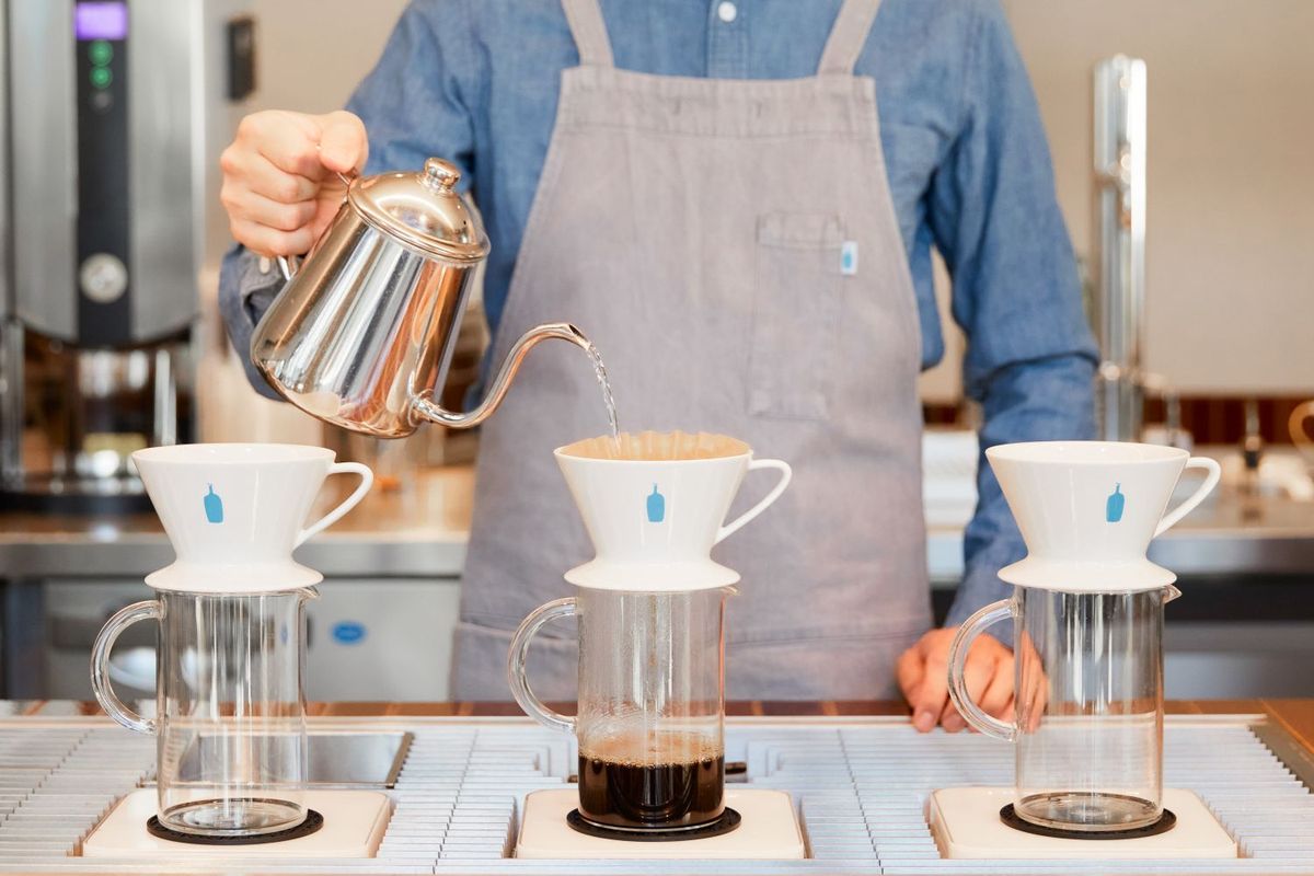 ブルーボトルコーヒーのドリップシーン