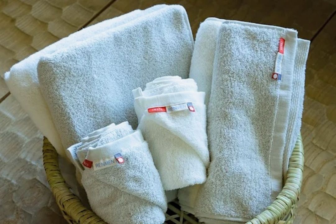 寝具メーカーのイワタ、浅野撚糸とBPLabが共同でつくった、裁断くずからできたタオル「IWATA RENMEN©︎」
