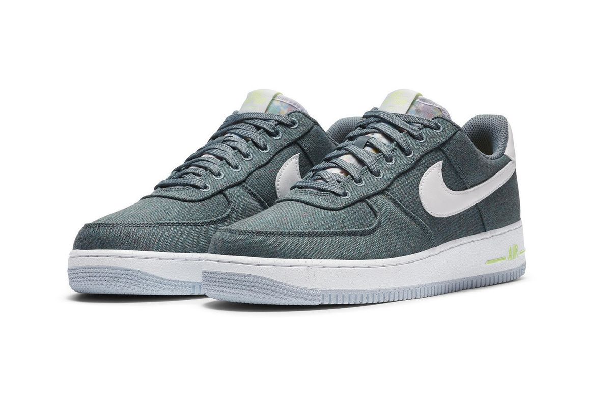 ナイキ エア フォース １ ‘07