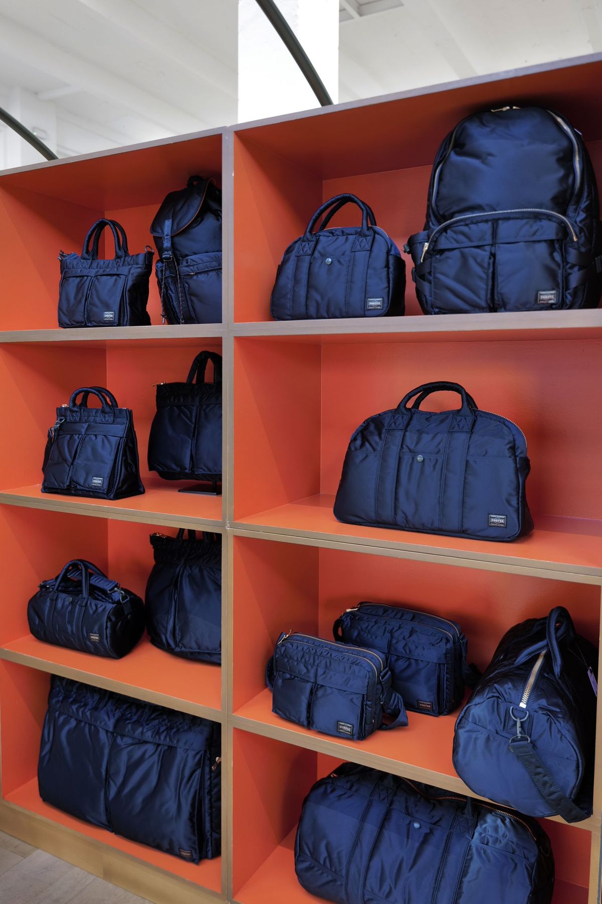 PORTERが100%植物由来のナイロンのニュー「TANKER」