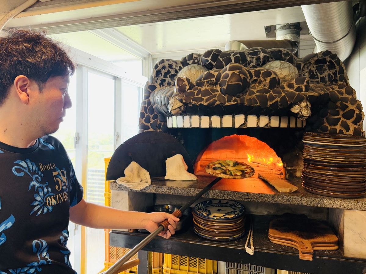 やちむんカフェ群青