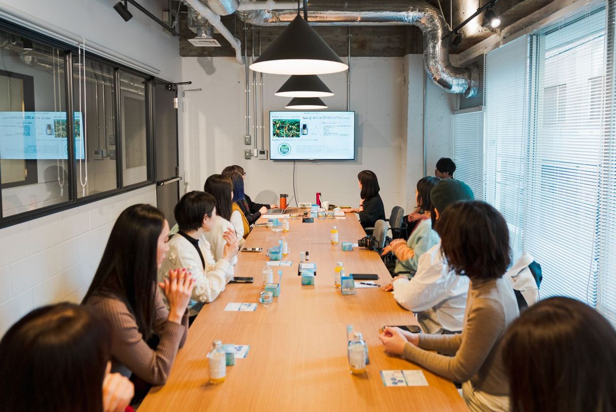 サキュレアクト×ELEMINISTの新製品ナイトクリーム説明会