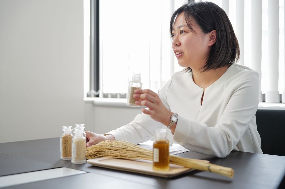 築野食品の研究員