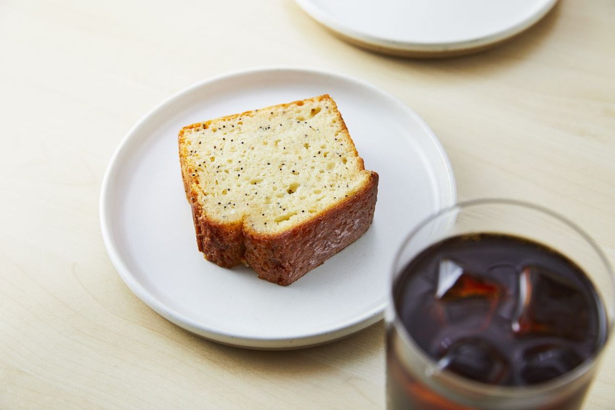 レモンポピーシード パウンドケーキ 商品写真