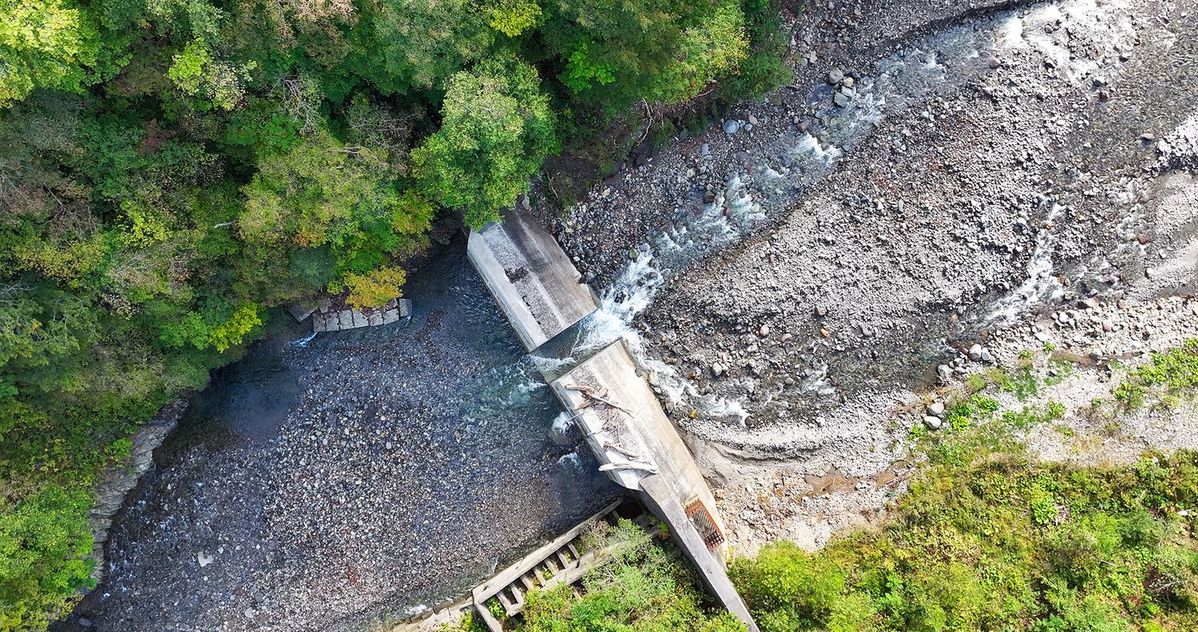 北海道 道南・朱太川水系の航空写真