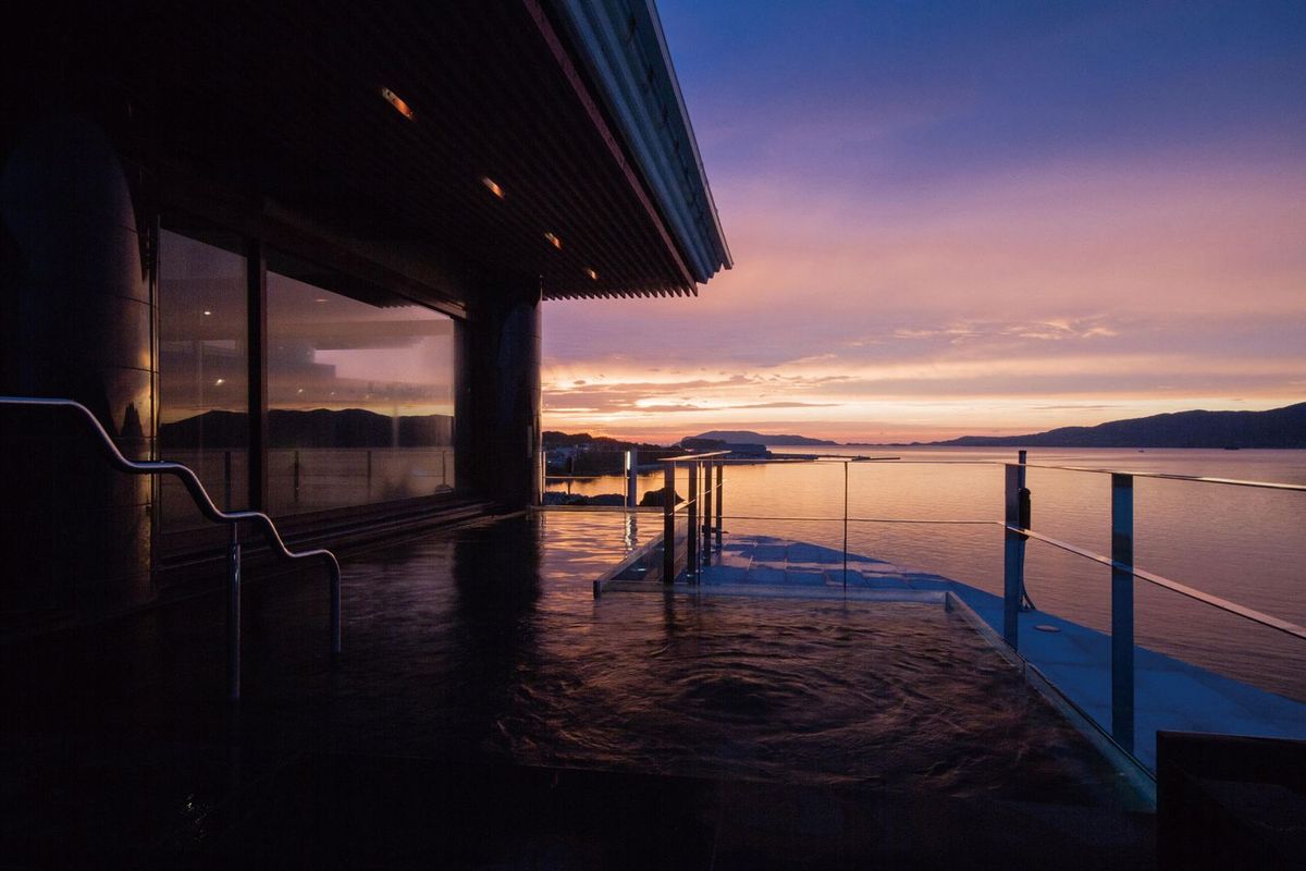 油谷湾温泉ホテル楊貴館 露天風呂写真