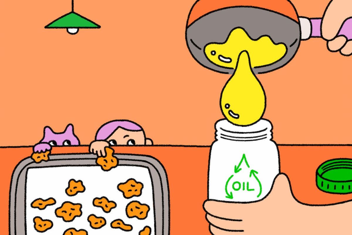 子どもむけ「SAF（持続可能な航空燃料）」って何？ あげもの油を回収しているところ