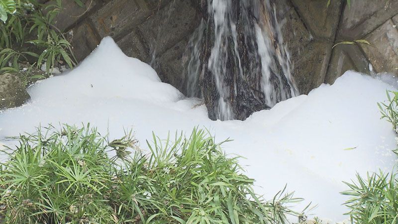 ウナイ 透明な闇 PFAS汚染に立ち向かう