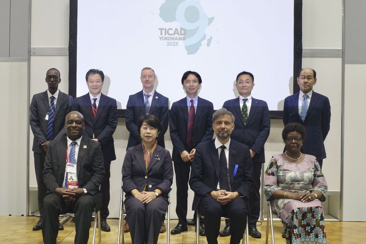 IFADアルバロ・ラリオ総裁、農林水産省 農林水産大臣政務官の山本佐知子氏、タンザニアとルワンダの駐日大使