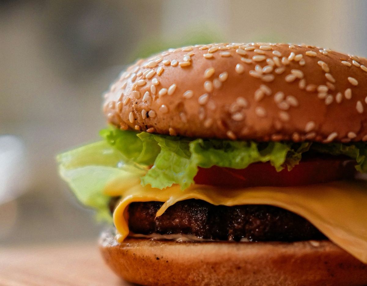 世界の経済の指標のひとつ、マクドナルドのビッグマック指数