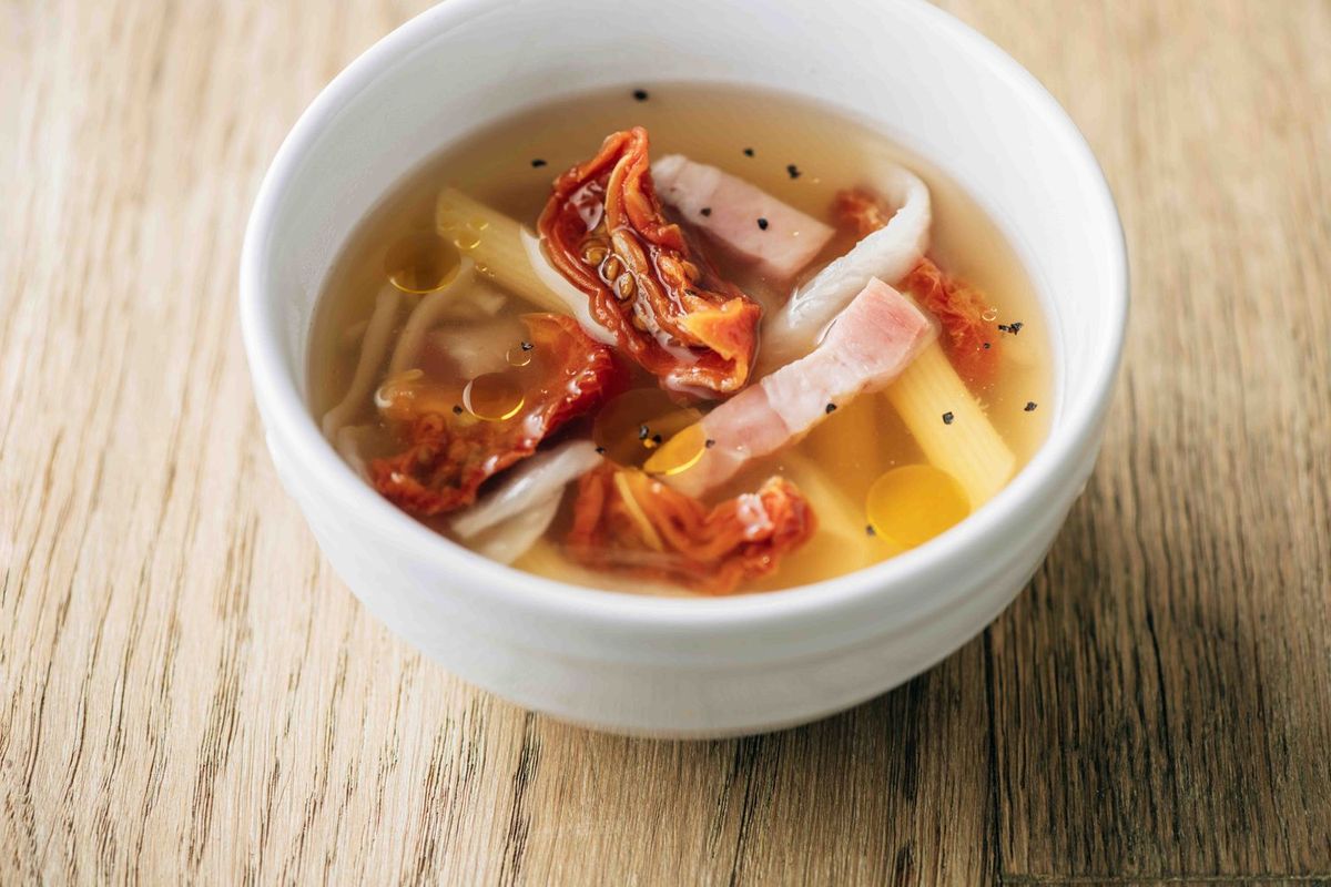 ドライトマトのスープの写真