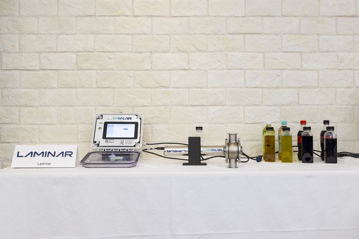 LAMINARによる展示