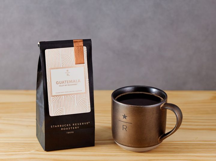 スターバックスが新自社農園「バレー オブ ボルケーノ農園」にて初めて