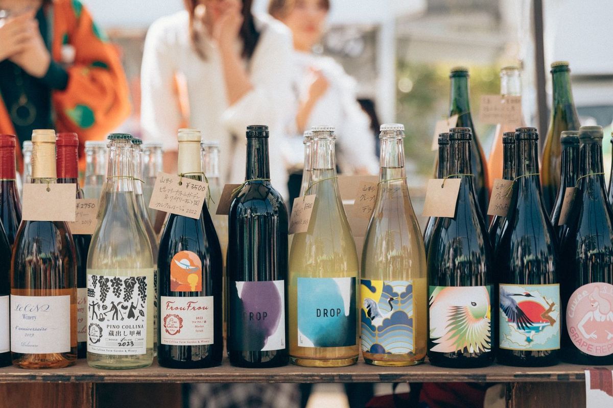 全国から集まるワイン生産者たち