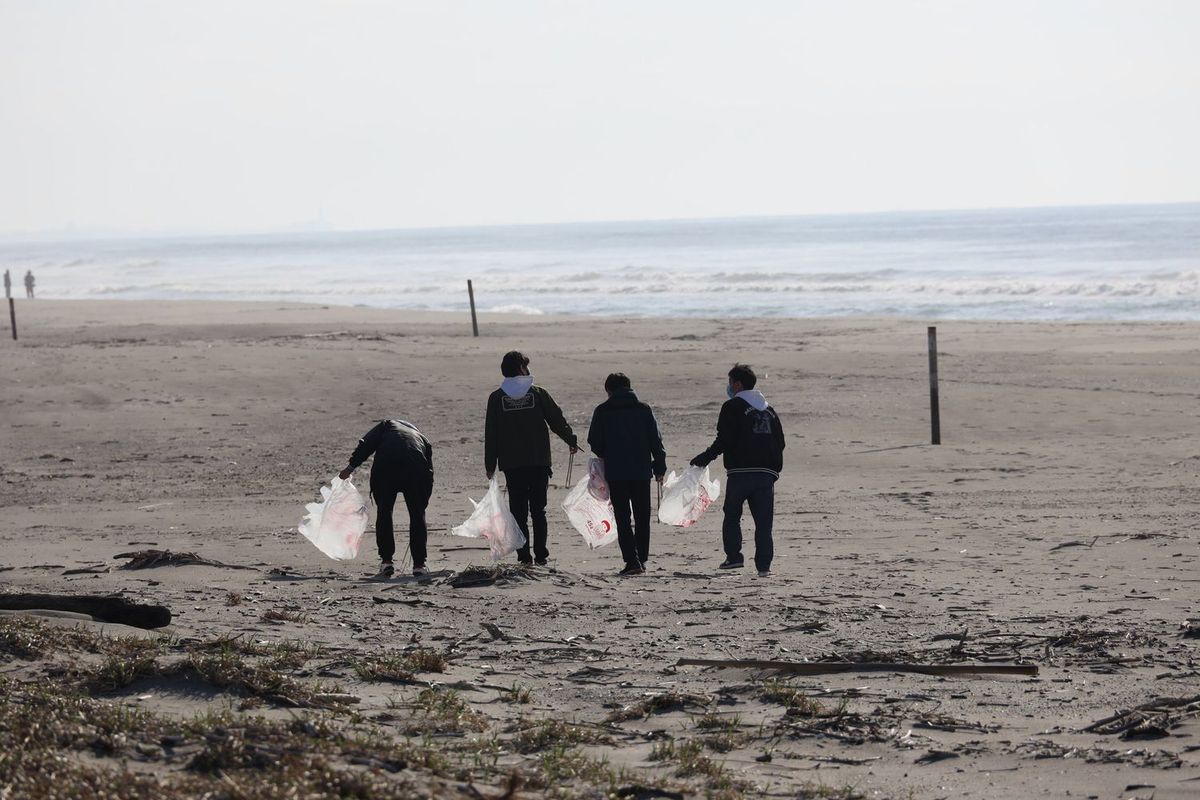 三共食品のビーチクリーン活動「KEEP THE BEACH」が5周年　地域と海を守る取り組みが節目を迎える