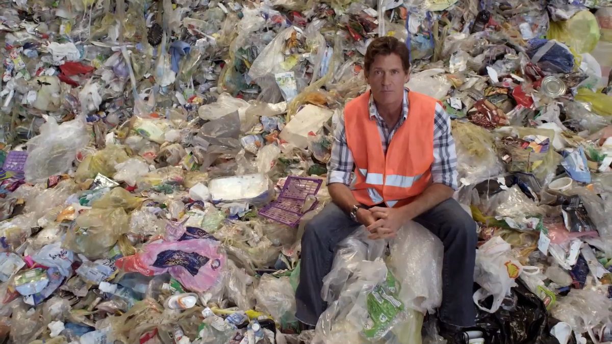 『プラスチックの海』場面写真