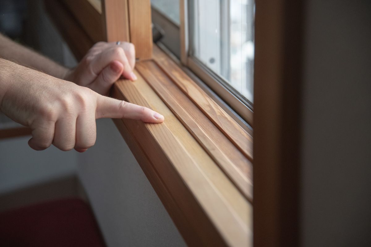 窓は二重サッシのため、断熱性が高く冷暖房を必要以上に使わなくて済む