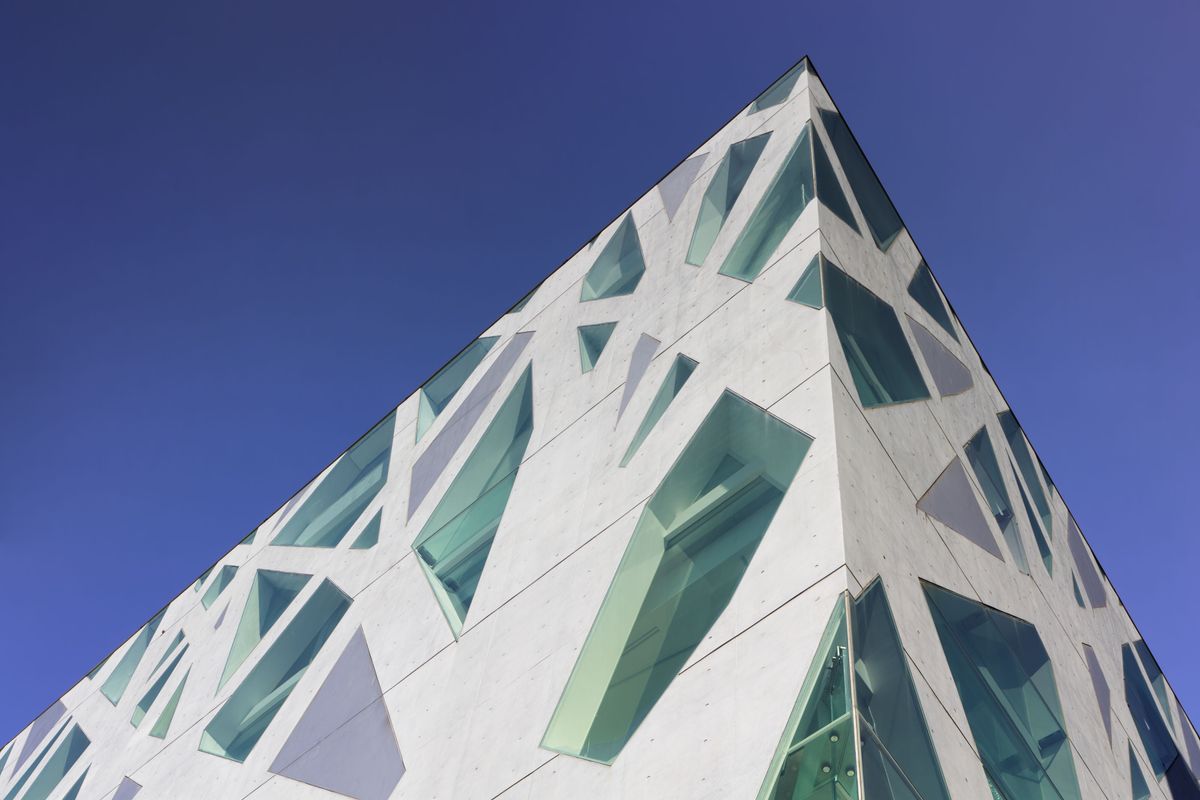 ケリングビル外観