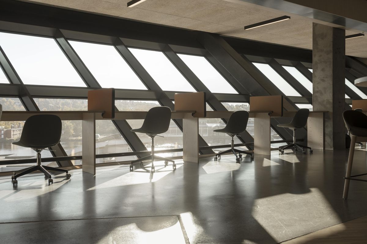 「Powerhouse Telemark」の内観③