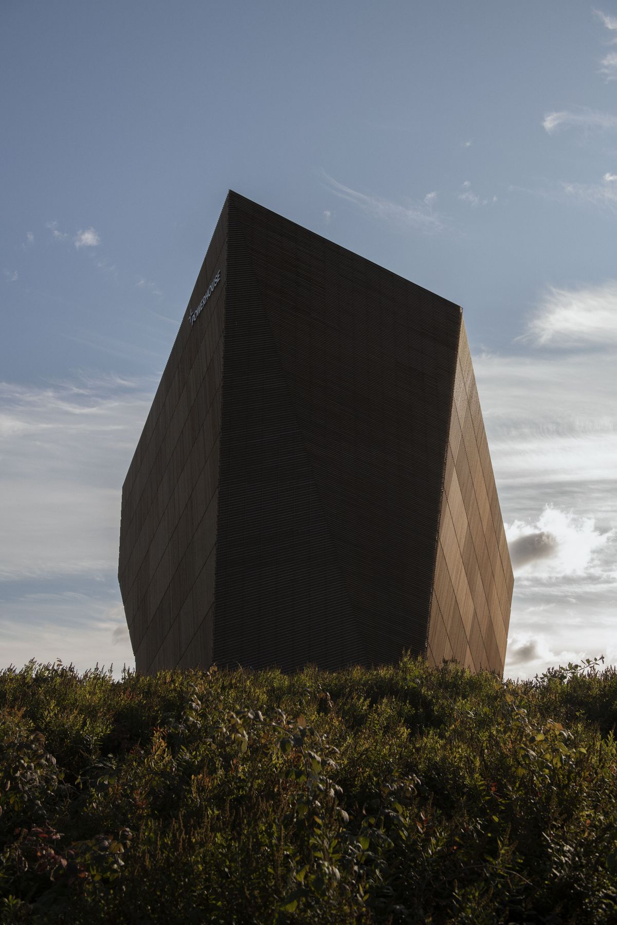 「Powerhouse Telemark」の外観②