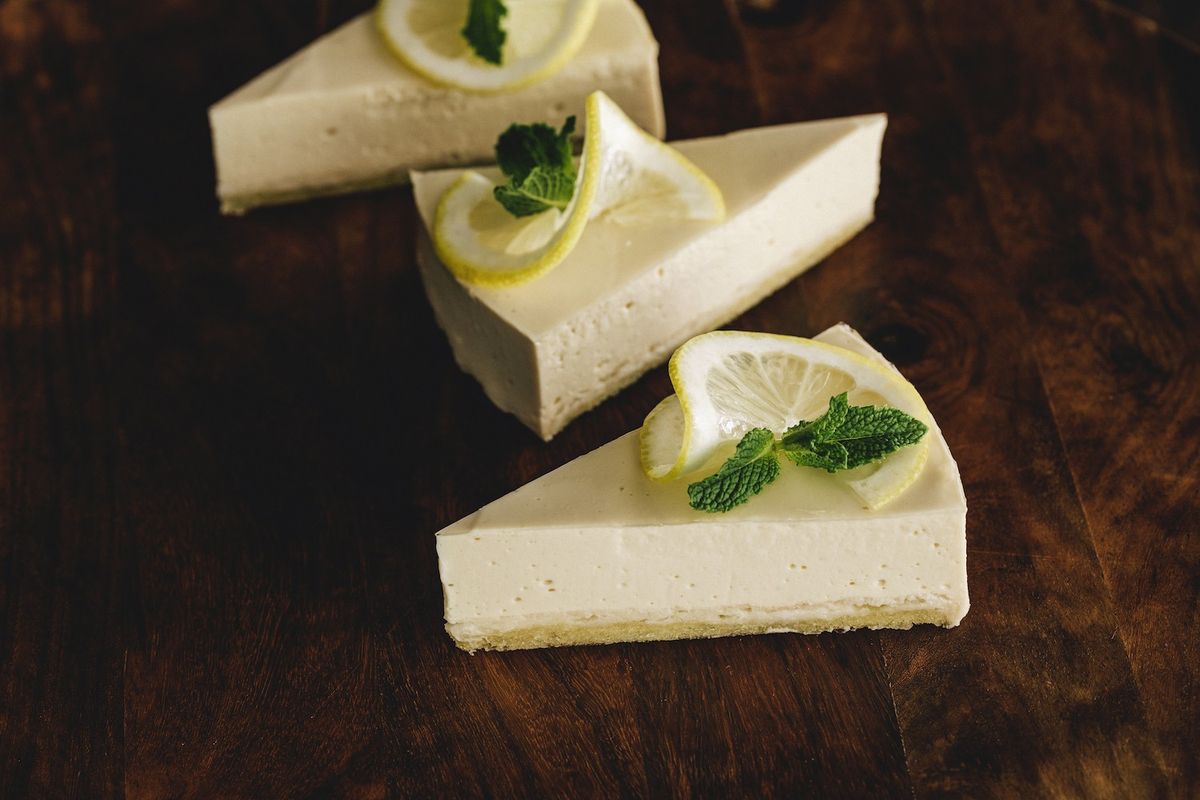 LAPAZの自家製豆乳チーズのクリーミーなレアチーズケーキ