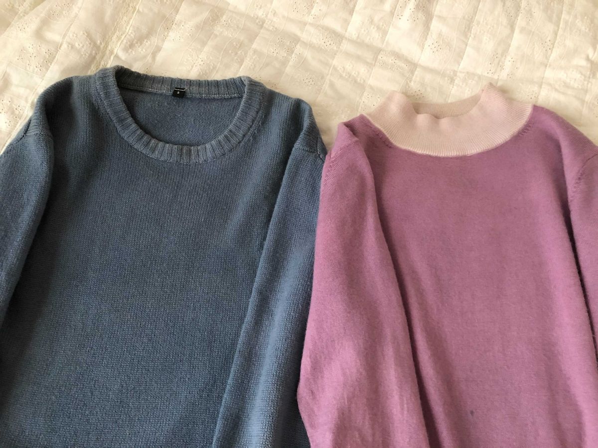 木染めしたセーター