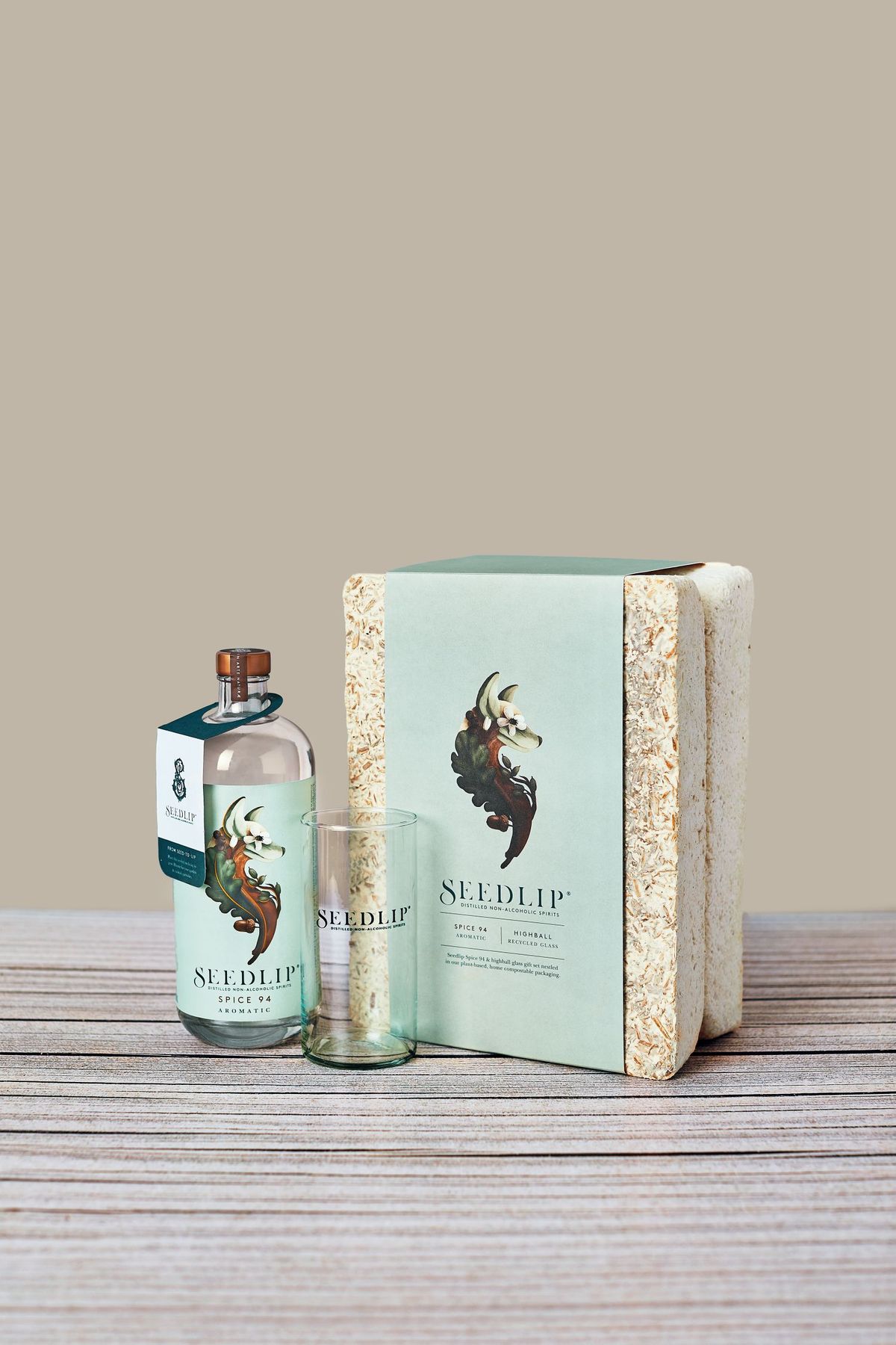 ノンアルコールスピリッツ「Seedlip」のキノコパッケージ②