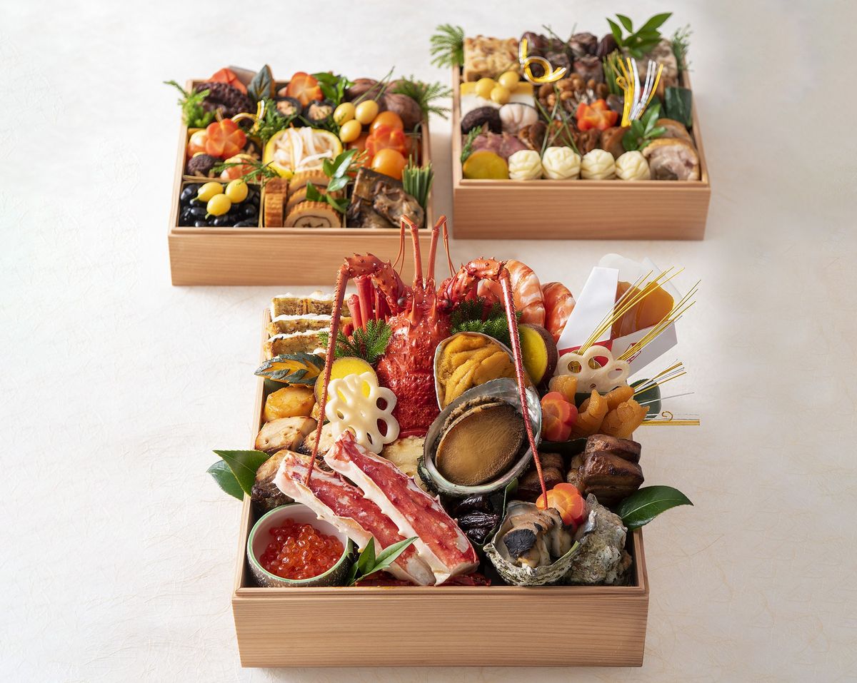 きじまのおせち「輝（かがやき）」が並んだ写真