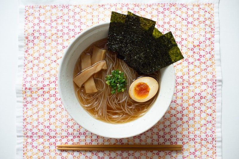 器に盛られたマイラーメン