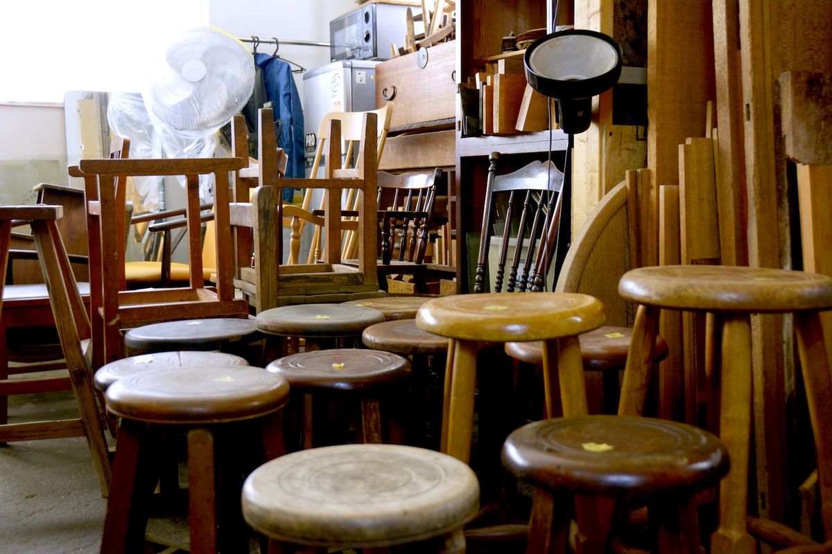 たくさん並んだイス