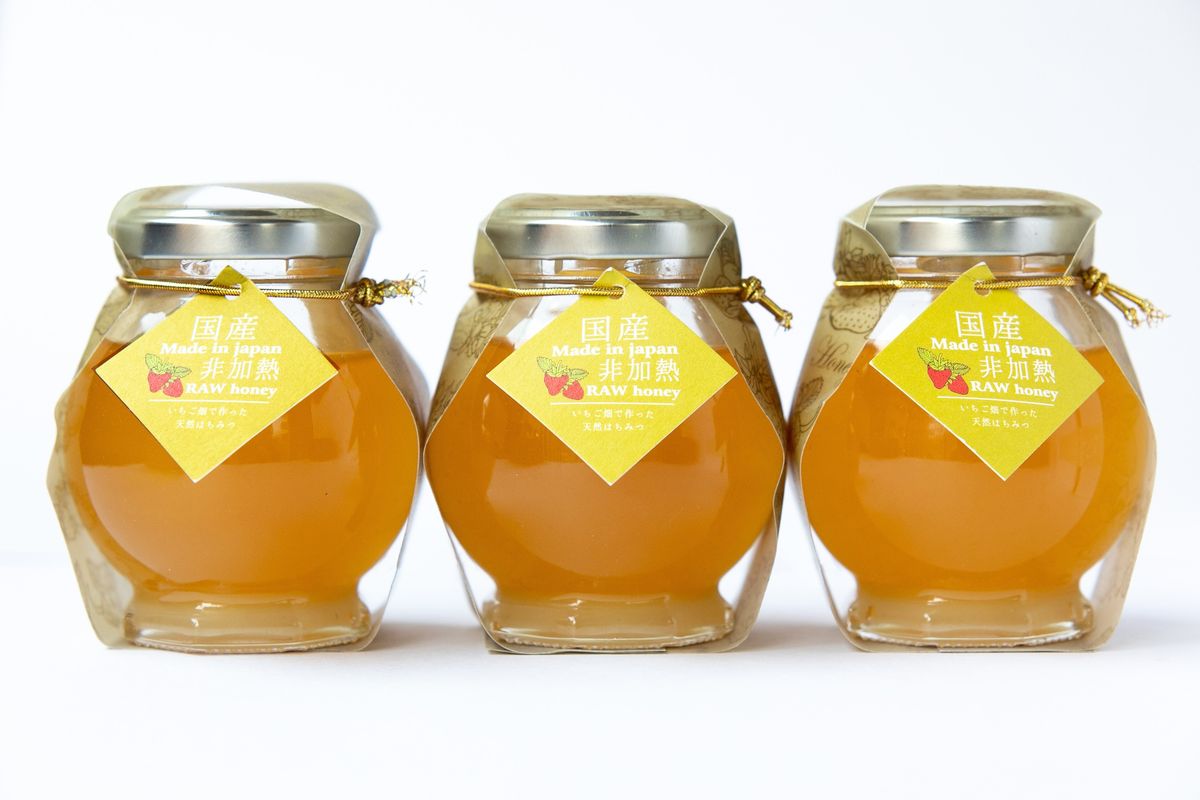 いちご畑の天然はちみつ