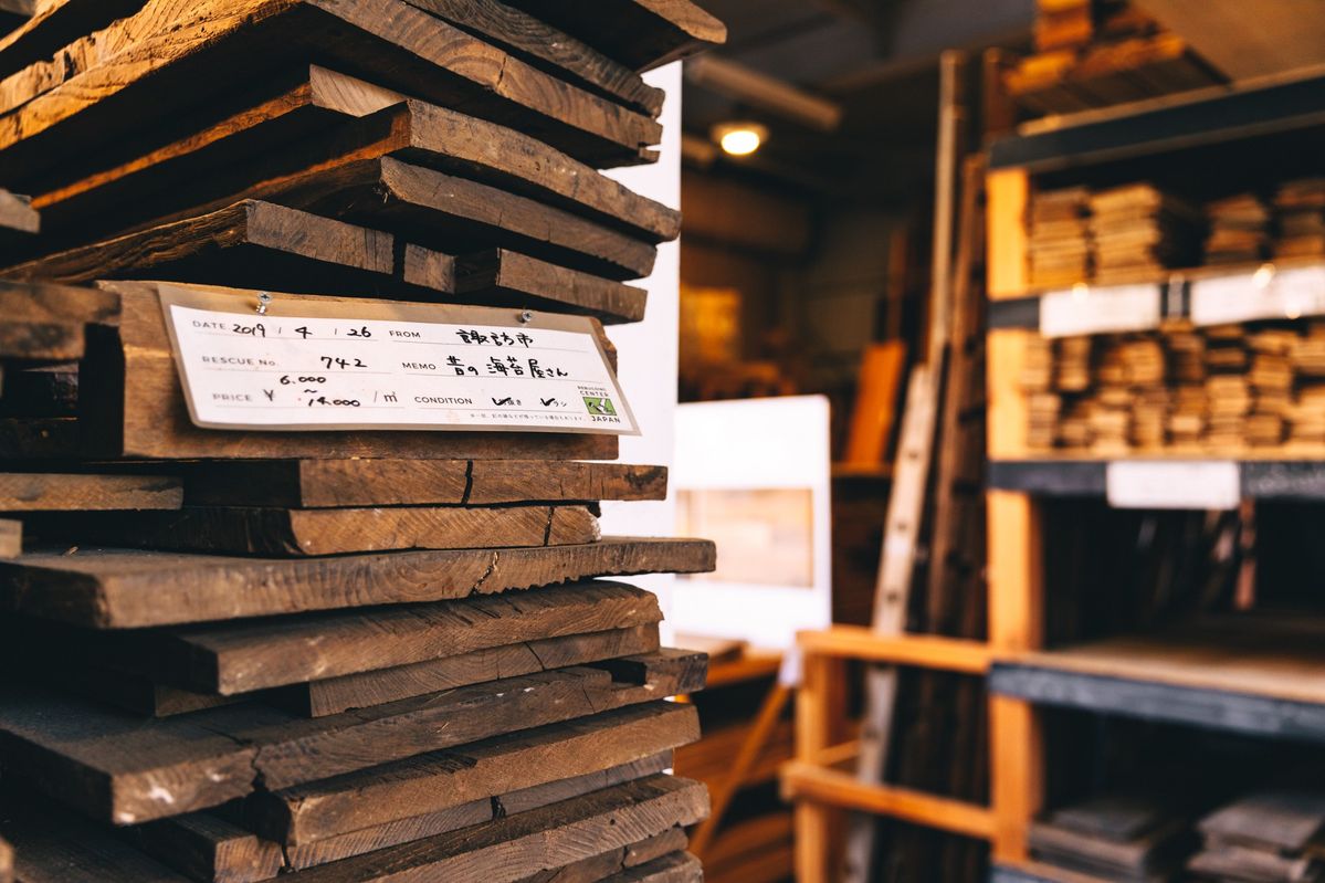 木材の山